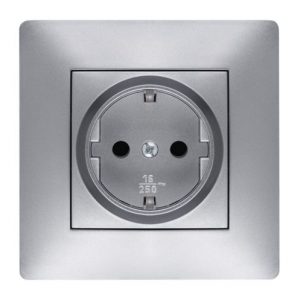 Toma Corriente 16 Ah. 250 V. Aluminio 9223